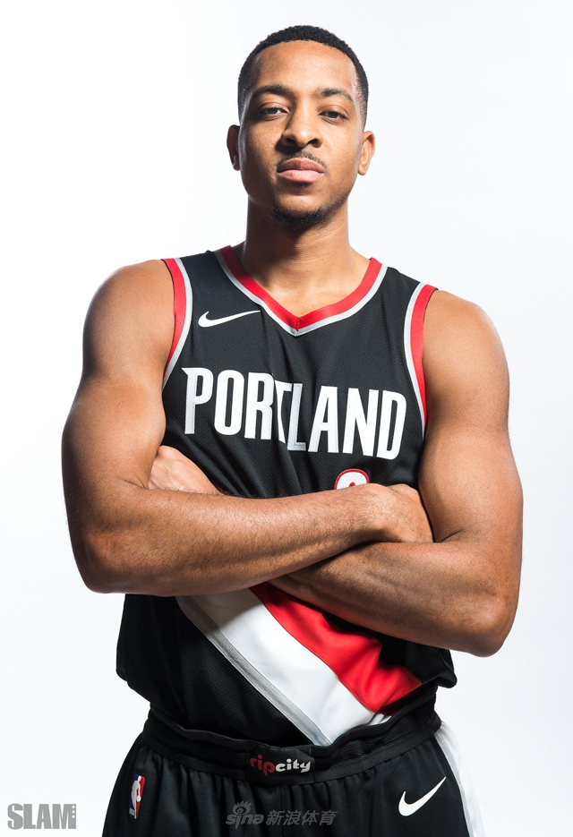 他在锋线的 他在锋线的